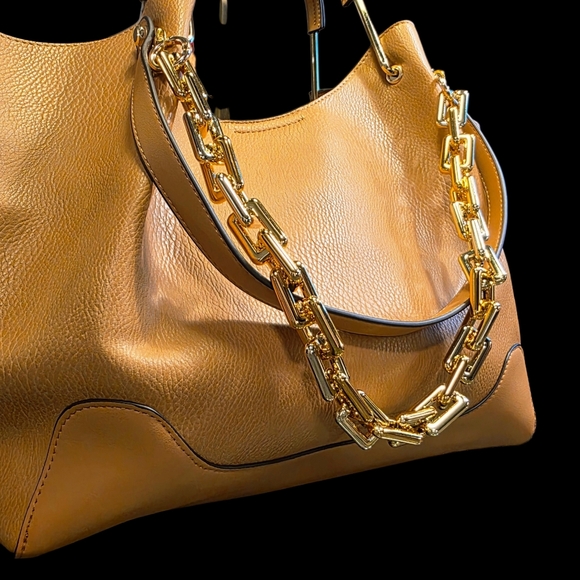 Elegant Camel Slouchy Handbag By Sondra Roberts - Picture 10 of 11